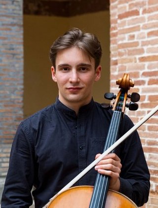 Luca Giovannini - cello