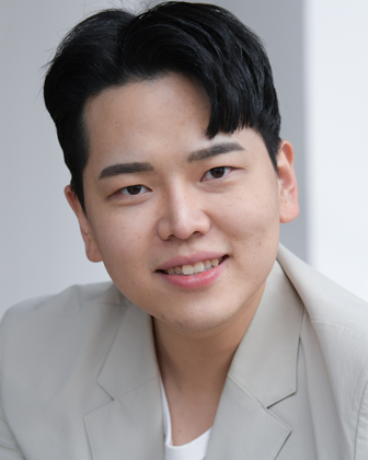 Andrew Kim - Tenor