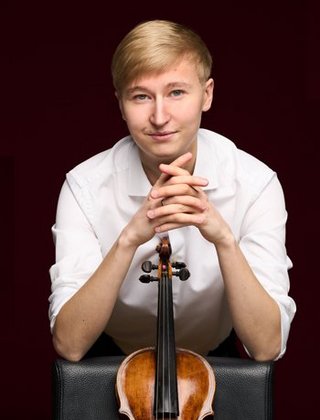 Hans Christian Aavik - violin