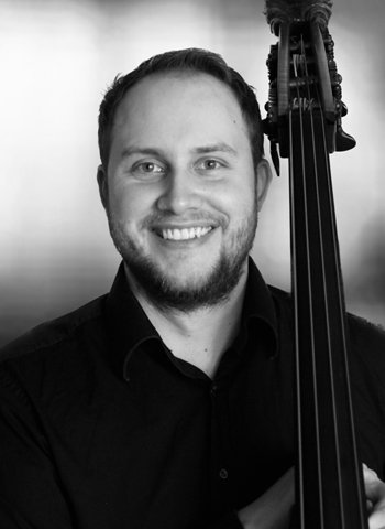 Lars Klengel - double bass